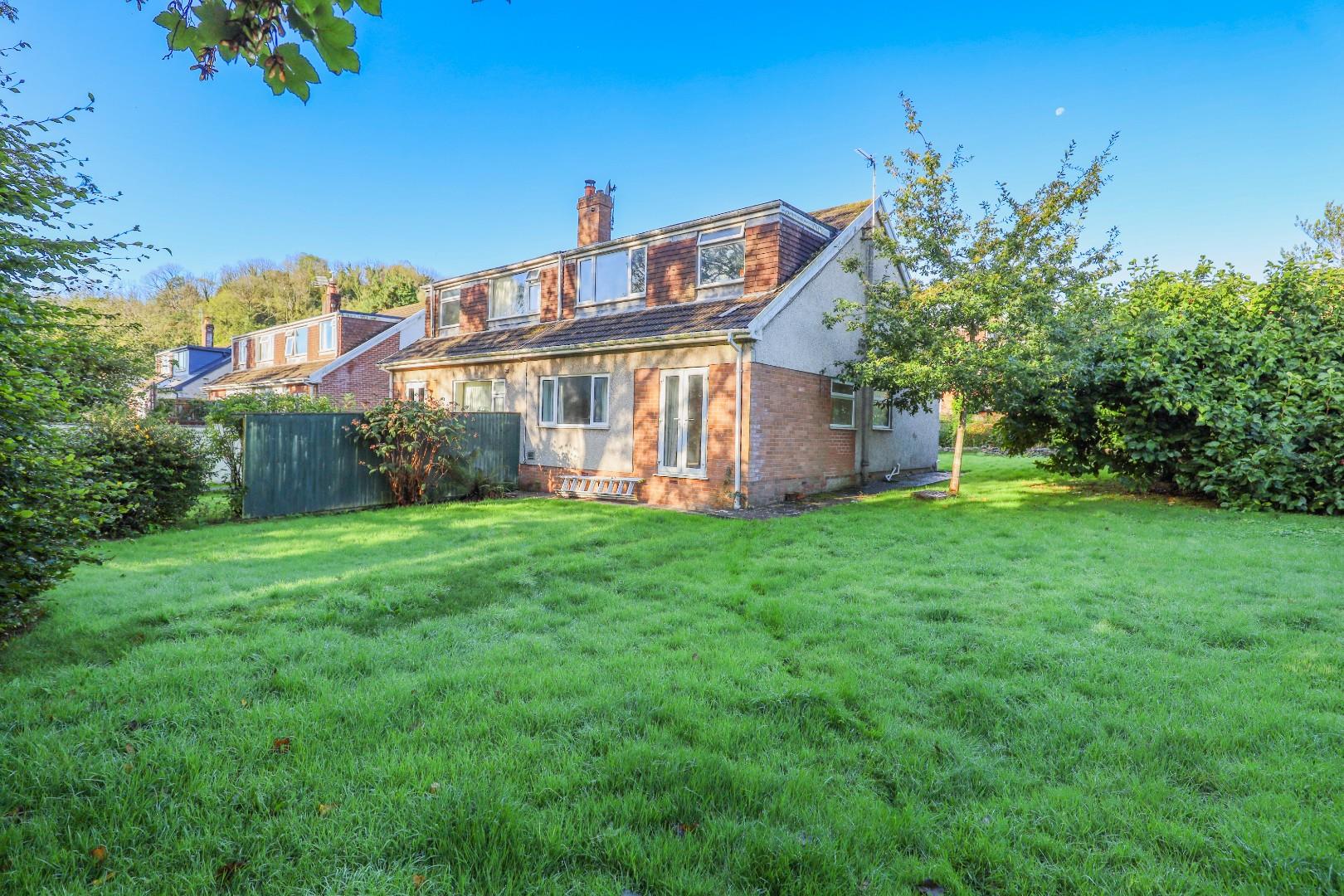 11 Wolfe Close, Cowbridge, Vale of Glamorgan, CF71 7AZ